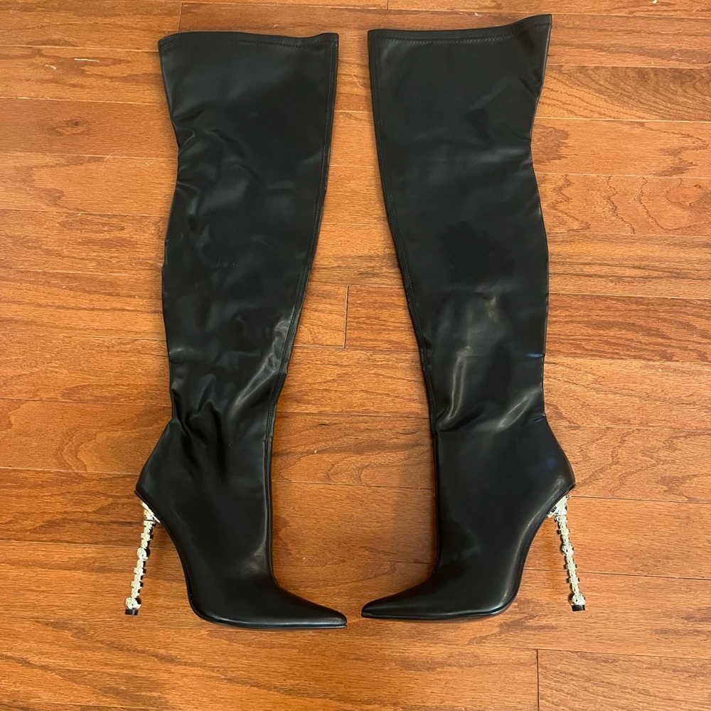Cape Robbin Kalel Over the Knee-High Stiletto Boots w/Chain-Detail Heel size 8